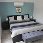 Zamor House 펜션