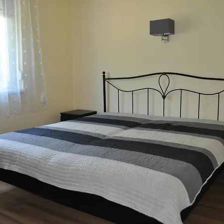 בית נופש Zamor House
