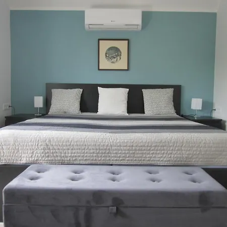 בית נופש Zamor House קסזטלי
